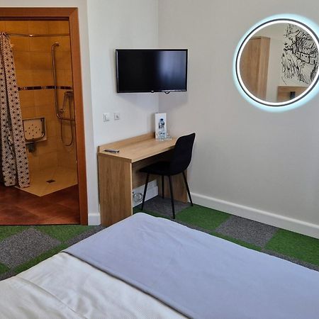 Domus Mater Hotel Krasków Eksteriør bilde