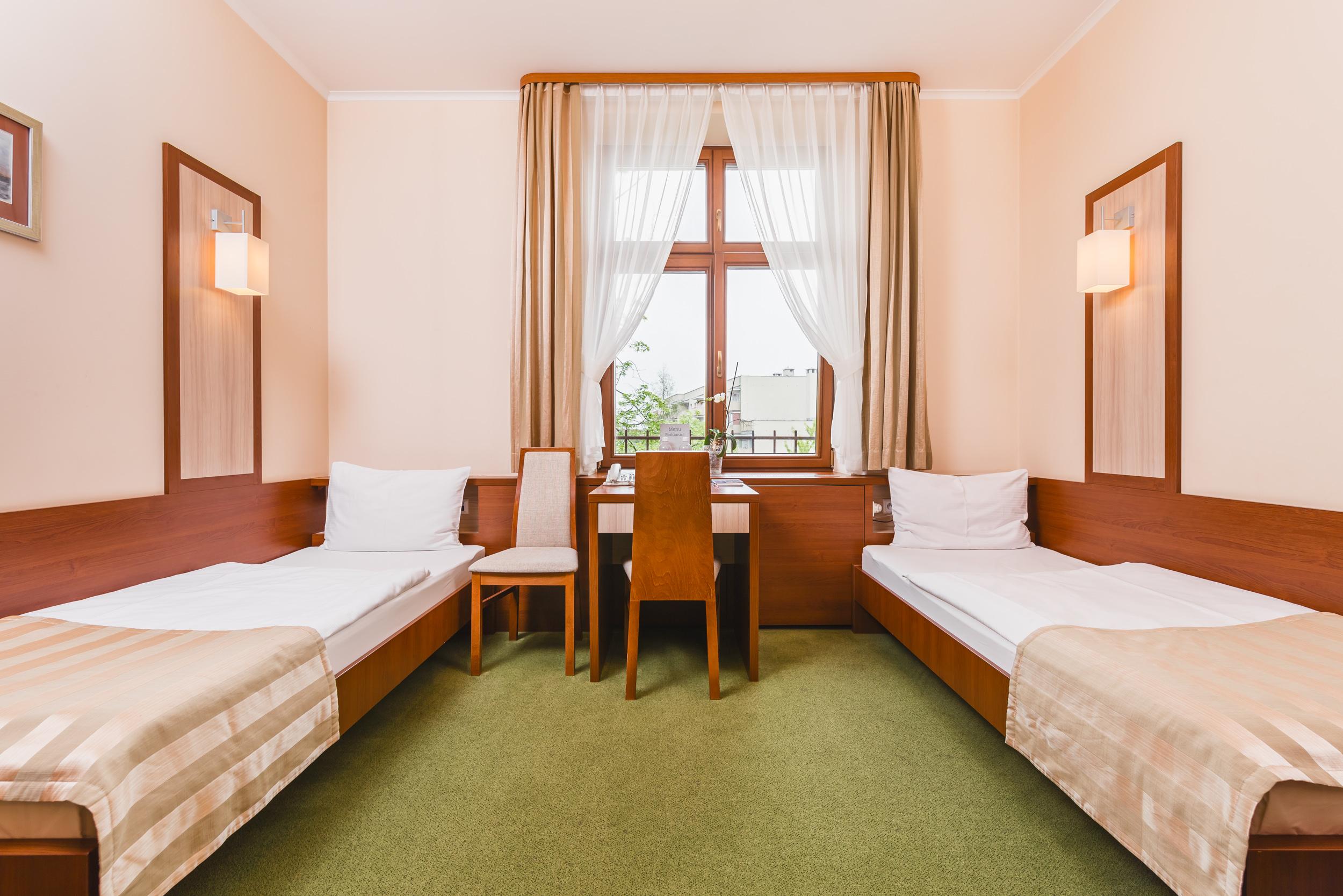 Domus Mater Hotel Krasków Eksteriør bilde