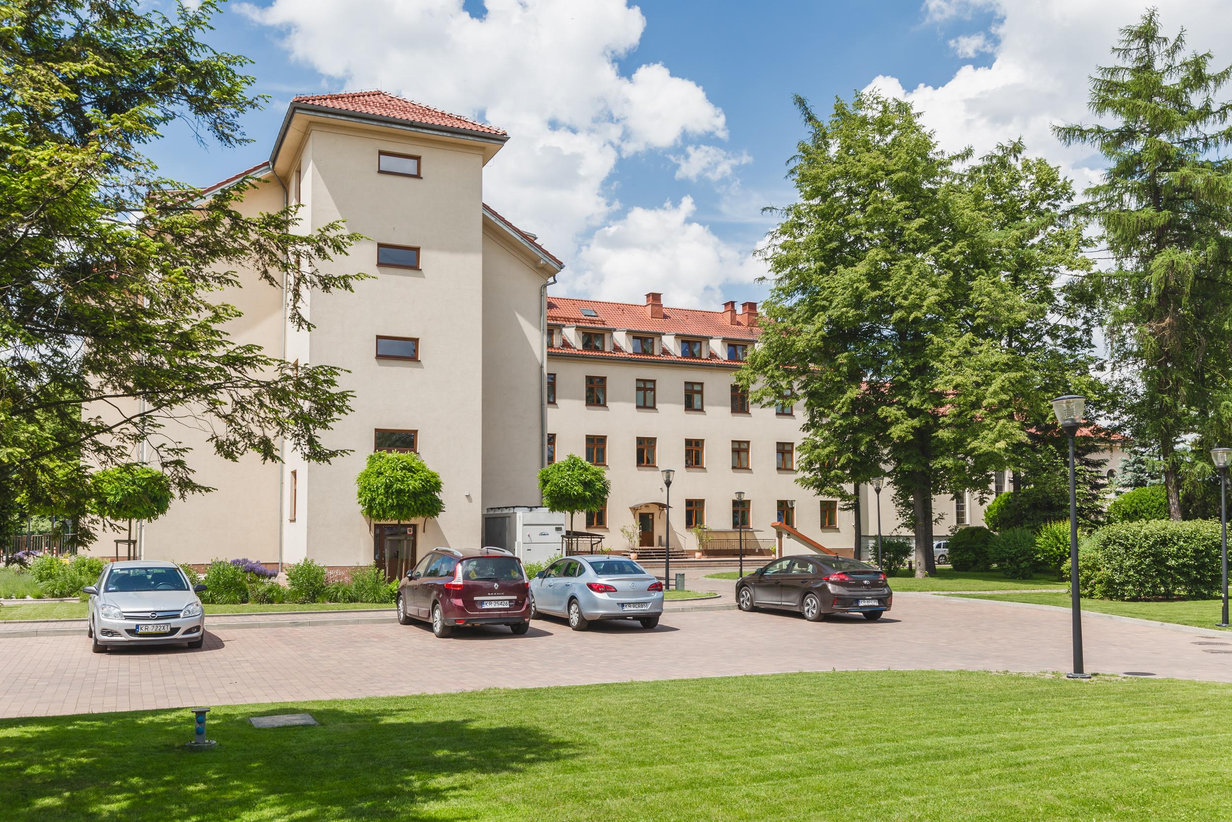 Domus Mater Hotel Krasków Eksteriør bilde