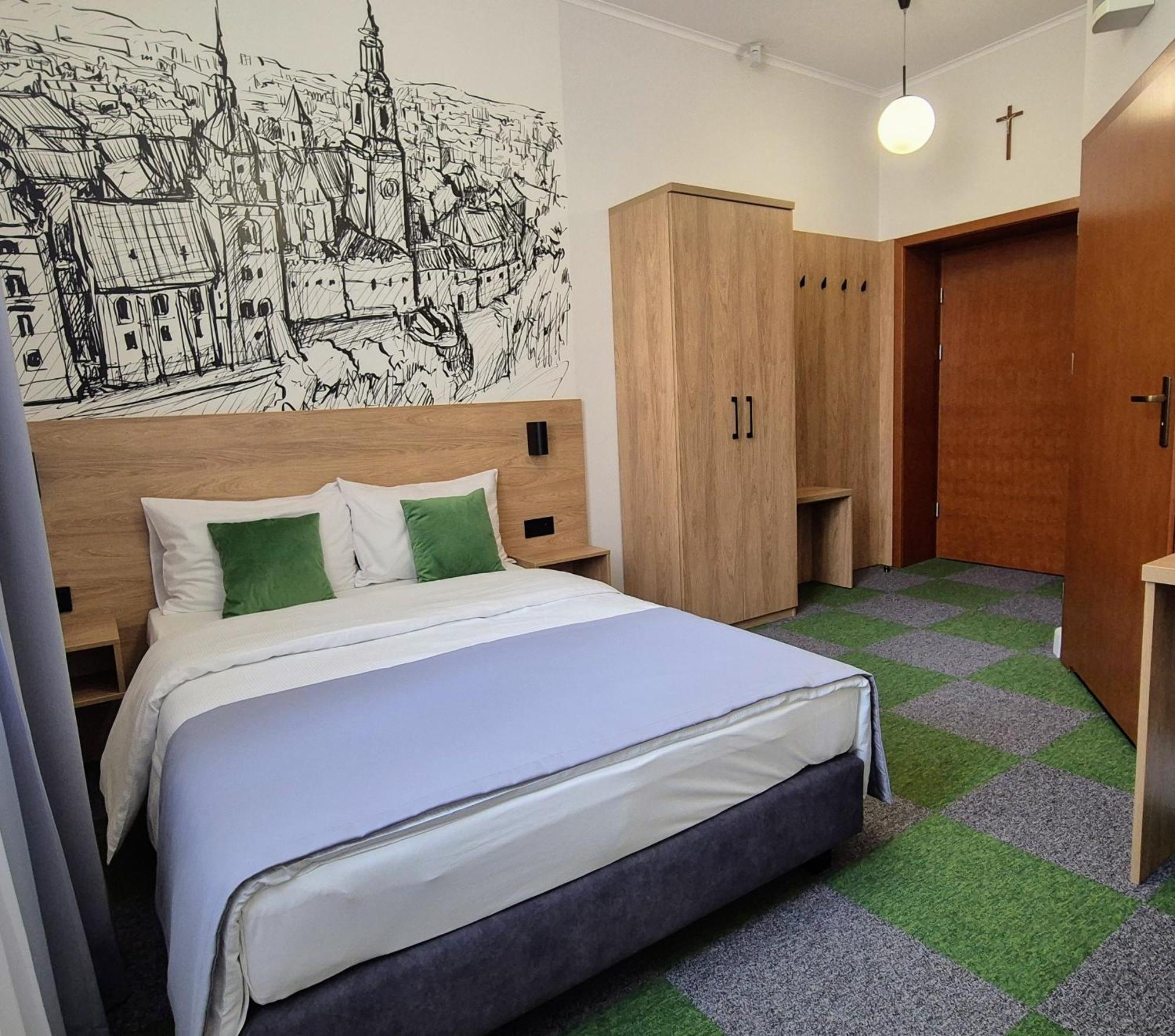 Domus Mater Hotel Krasków Eksteriør bilde
