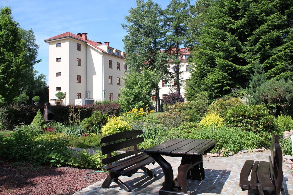 Domus Mater Hotel Krasków Eksteriør bilde